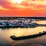 4 Seasons Villa-sea View Villa *