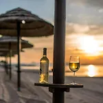 4 Seasons Villa-sea View 빌라 헐소니소스