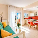 4 Seasons Villa-sea View Villa *