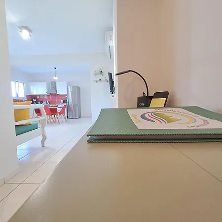 4 Seasons Villa-sea View הרסוניסוס