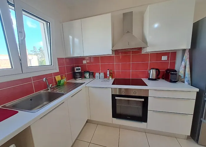 וילה 4 Seasons Villa-sea View