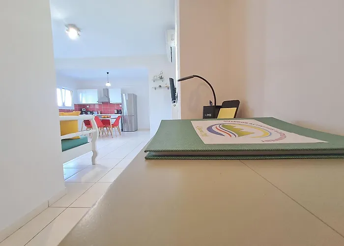 4 Seasons Villa-sea View הרסוניסוס